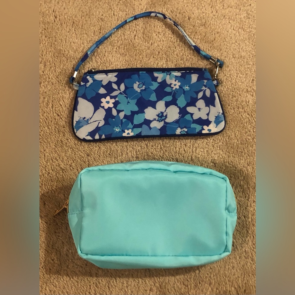 Assorted Women’s Ipsy & Sephora Pouches, and Crossbody Bags Set - Picture 2 of 15